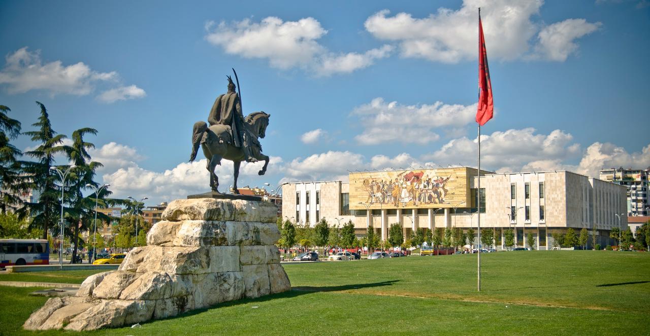 Diplomat Hotel & Spa Tiranë Eksteriør bilde